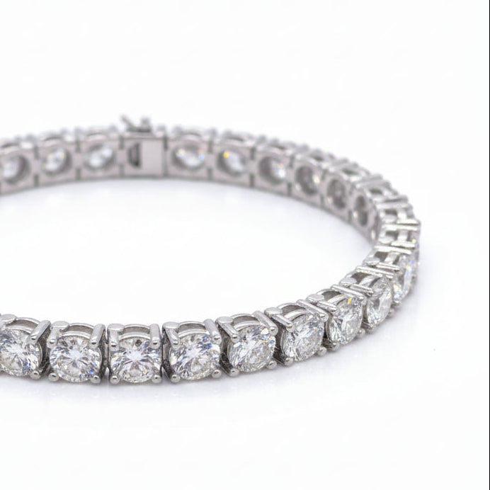 14k white gold and lab diamond bracelet.
