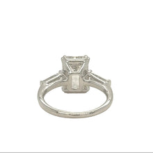 Load image into Gallery viewer, 14kt White gold &amp; Lab diamond three stone Engagement ring