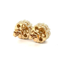 Load image into Gallery viewer, 3.33ct diamonds Yellow Gold Flower Earrings with 7 large round diamonds