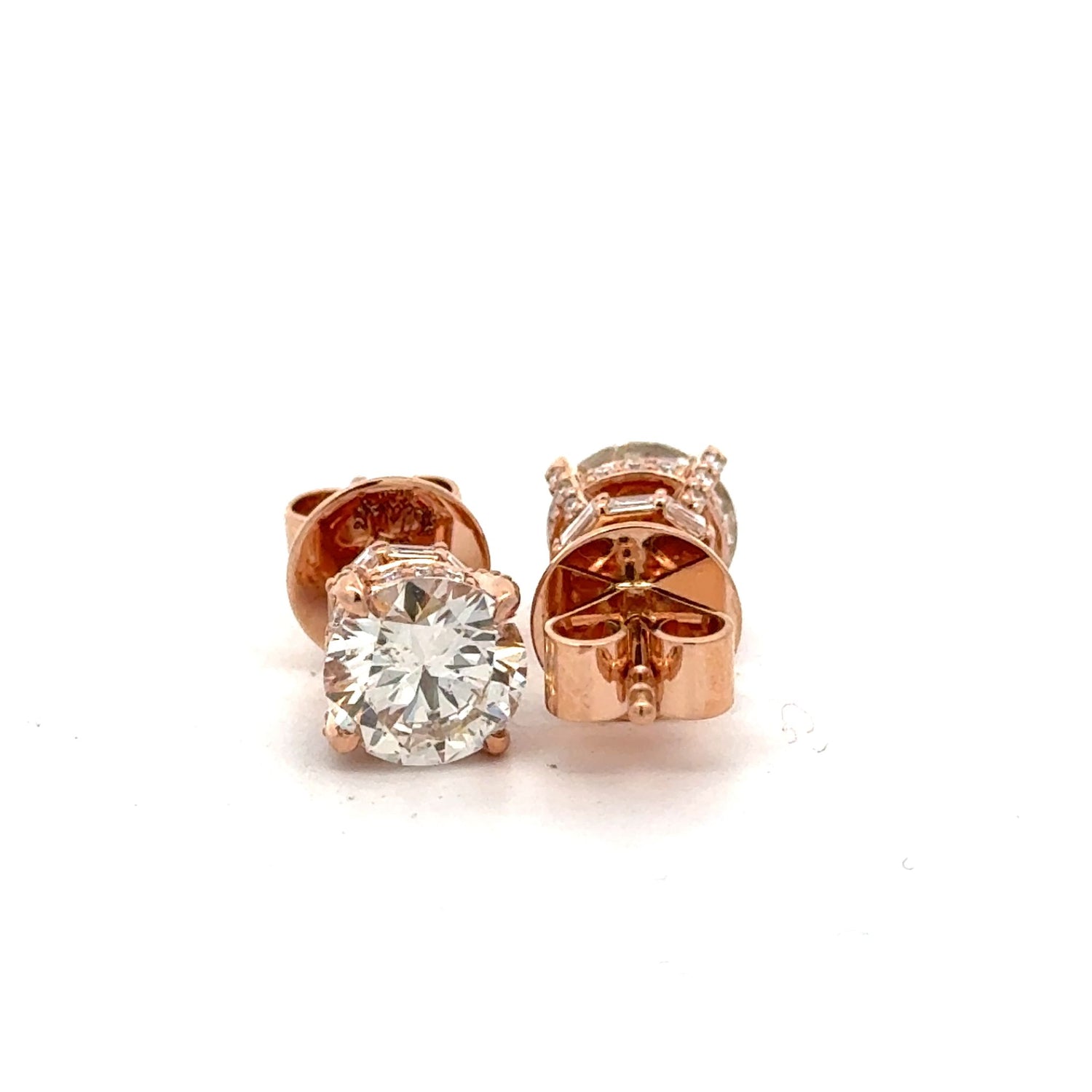 18k Rose Gold Stud Earrings with Round Solitaire Diamond (side diamonds)