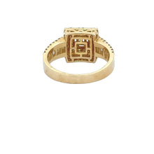 Load image into Gallery viewer, 14K Yellowgold Ladies Ring Round and Baguette Diamonds