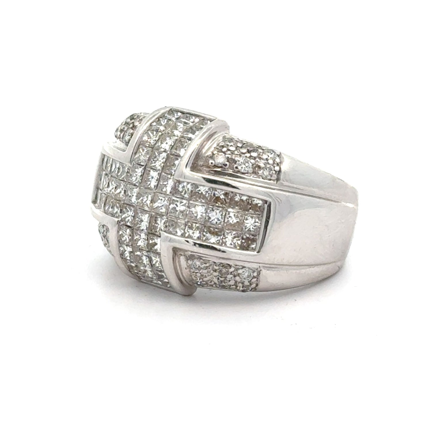 14k Whitegold Men's Ring with Princess Cut Diamonds