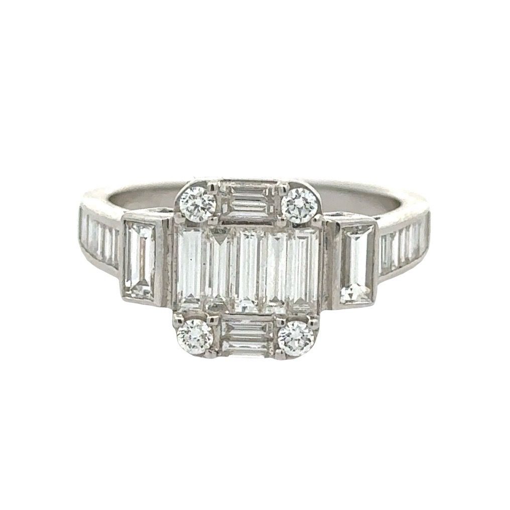 18k white gold and diamond Ladies` Ring with Baguette Diamonds
