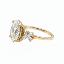 Load image into Gallery viewer, 14kt yellow gold and lab diamonds Engagement Ring