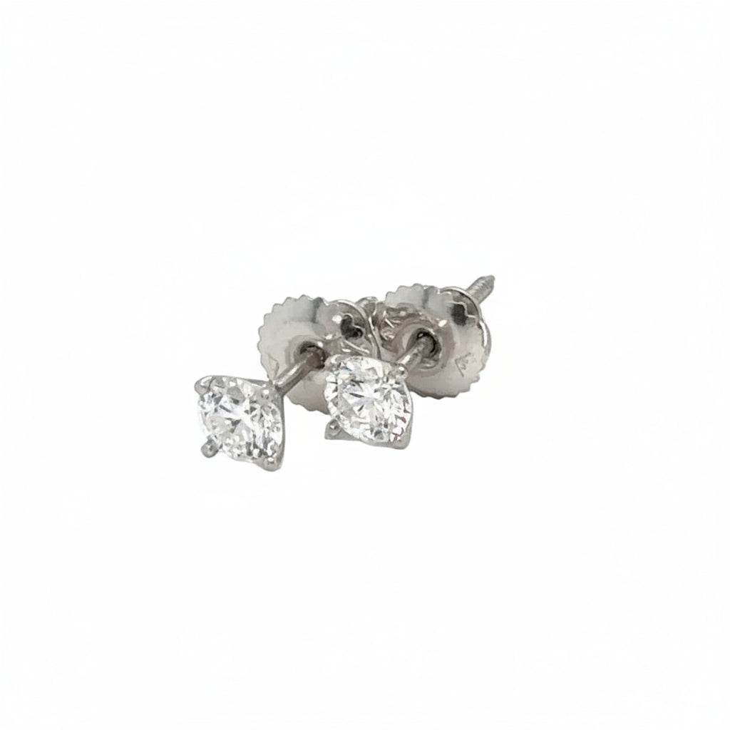 14kt white gold lab grown round diamond.
