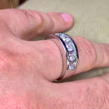 Load image into Gallery viewer, VVS/vs high clarity diamonds set in a 14k Gold Wedding Band (channel set, 5 big diamonds)