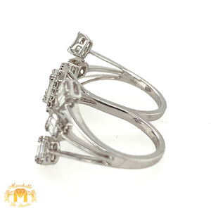 VVS/vs high clarity diamonds set in a 18k White Gold and Diamond Ladies' Two-Finger Ring (VVS diamonds)