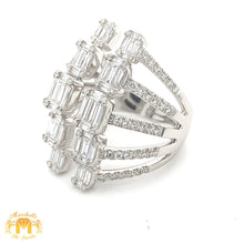 Load image into Gallery viewer, VVS/vs high clarity diamonds set in a 18k White Gold Ladies Ring (VVS diamonds)