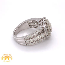 Load image into Gallery viewer, 3ct Diamond and White Gold Ladies&#39; Ring (flower top)