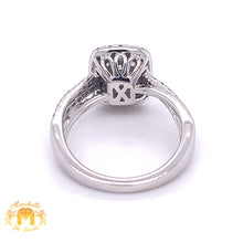 Load image into Gallery viewer, White Gold and Diamond Ladies&#39; Ring (rectangular shape)