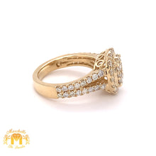 Load image into Gallery viewer, 14k Yellow Gold Ladies&#39; Oval-shaped Diamond Ring (split shank)