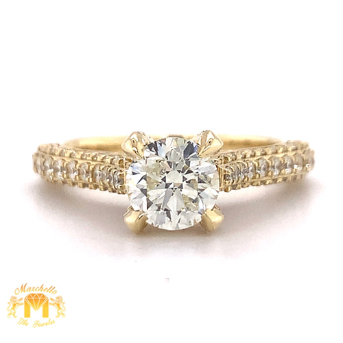 18k Gold Engagement Diamond Ring (solitaire center, claw setting)