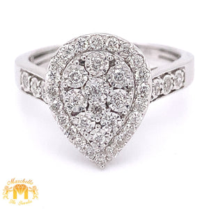 Diamond and Gold Ladies' Pear-shaped Ring (illusion setting)