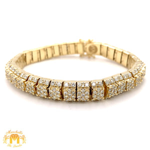 14k Gold 9mm Pyramid Link Bracelet with Round Diamond (solid back)