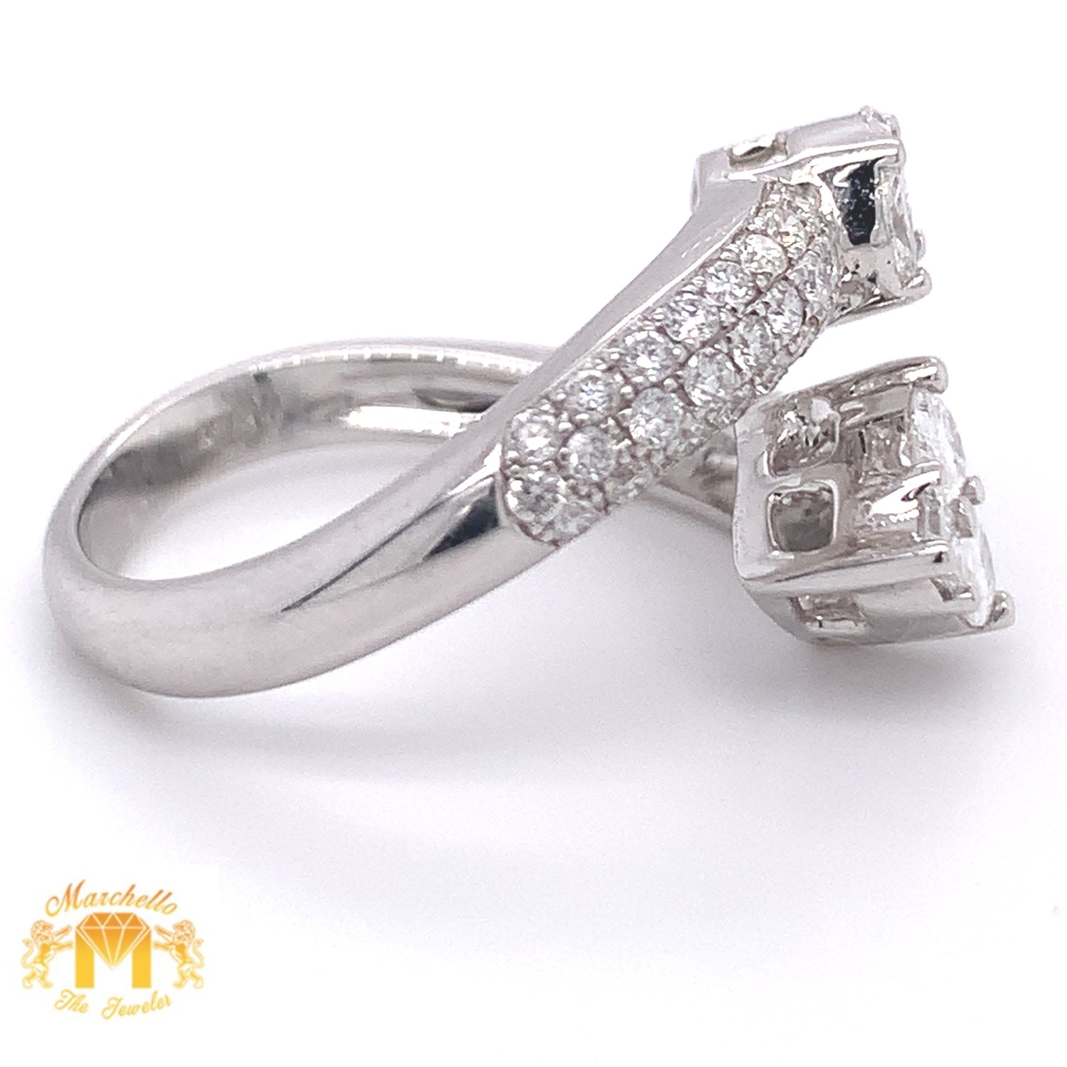 18k White Gold Marquis Heart Diamond Ring