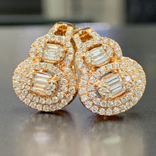 Load image into Gallery viewer, 18k White Gold Ladies&#39; Clip-on Earrings with Baguette &amp; Round Diamond (VS diamonds)