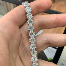 Load image into Gallery viewer, 9.9ct Diamond 18k White Gold Ladies&#39; Flower Bracelet (VVS baguettes)
