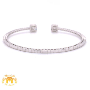VVS/vs high clarity diamonds set in a 18k White Gold Flexible Bracelet with Baguette and  Round Diamond (VVS baguettes)