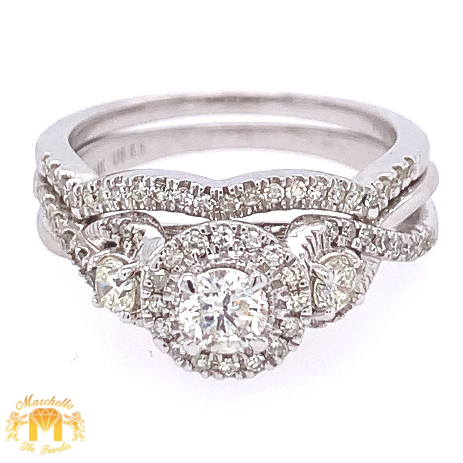 14k Gold 2-piece Wedding Rings Set with Diamond (solitaire center)