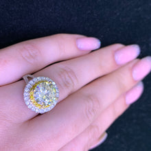 Load image into Gallery viewer, 4ct Round Diamond 18k White Gold Engagement Ring (split shank, 3ct center diamond)
