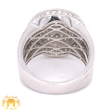 Load image into Gallery viewer, 14k Gold Cake Ring with Round Diamond
