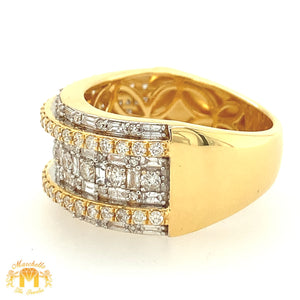 Yellow Gold and Diamond Ring with baguette and round diamonds
