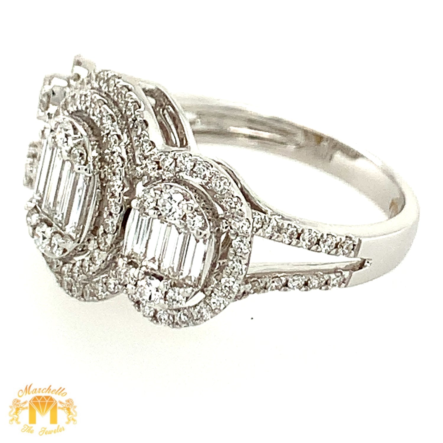 18k White Gold Three Ovals Diamond Ring (large VVS baguettes)