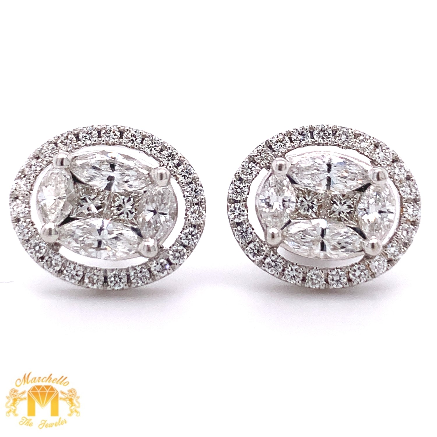 18k White Gold Oval Diamond Earrings with Halo