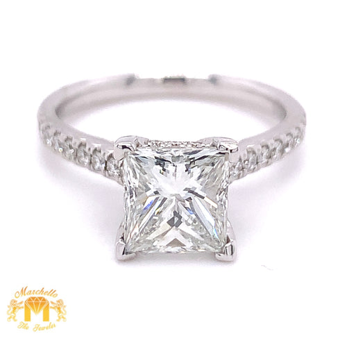 18k White Gold Engagement Ring with Princesscut and Round Diamond (VS1 solitaire center 2ct)