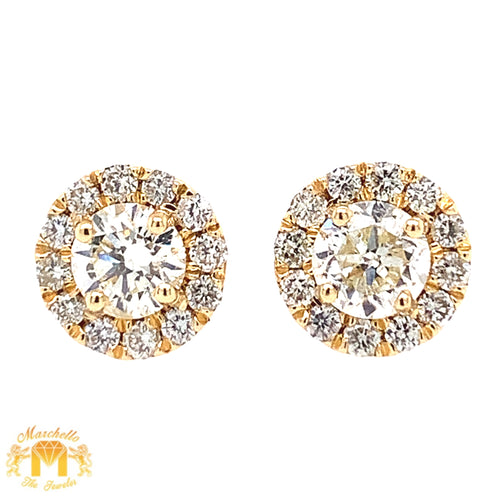 18k Gold Solitaire Stud with Halo Earrings with round Diamonds