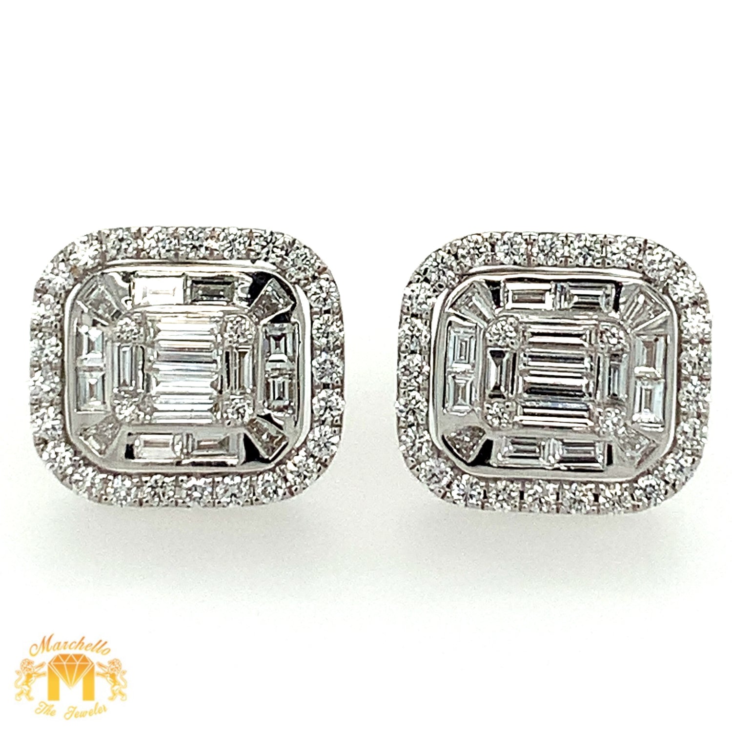 VVS/vs high clarity diamonds set in a 18k Gold Earrings with Diamond (VVS baguettes, choose gold color)